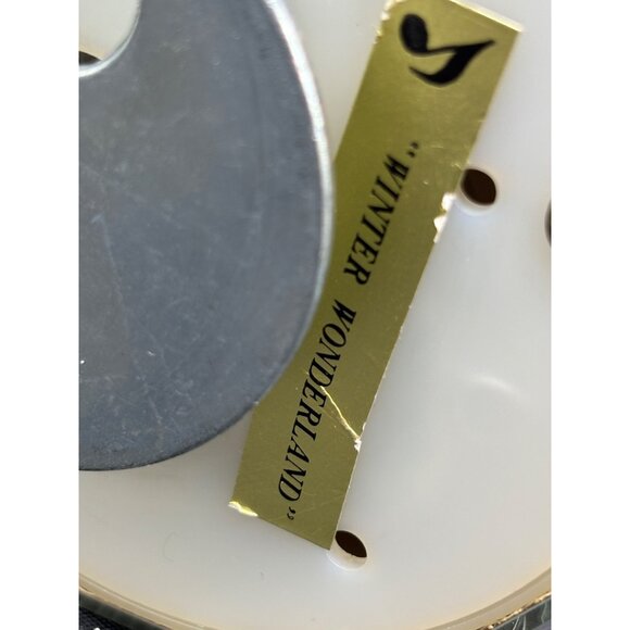 Vintage Acrylic Christmas Tree With Santa Sleigh Music Box Decoration Winter Won - Picture 7 of 9